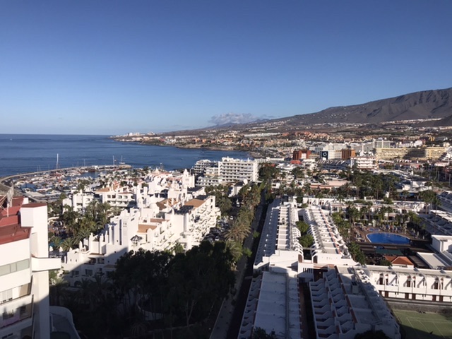 Costa Adeje, Tenerife, Spanje. De ultieme plek voor een Spanje Vakantie in de winter.