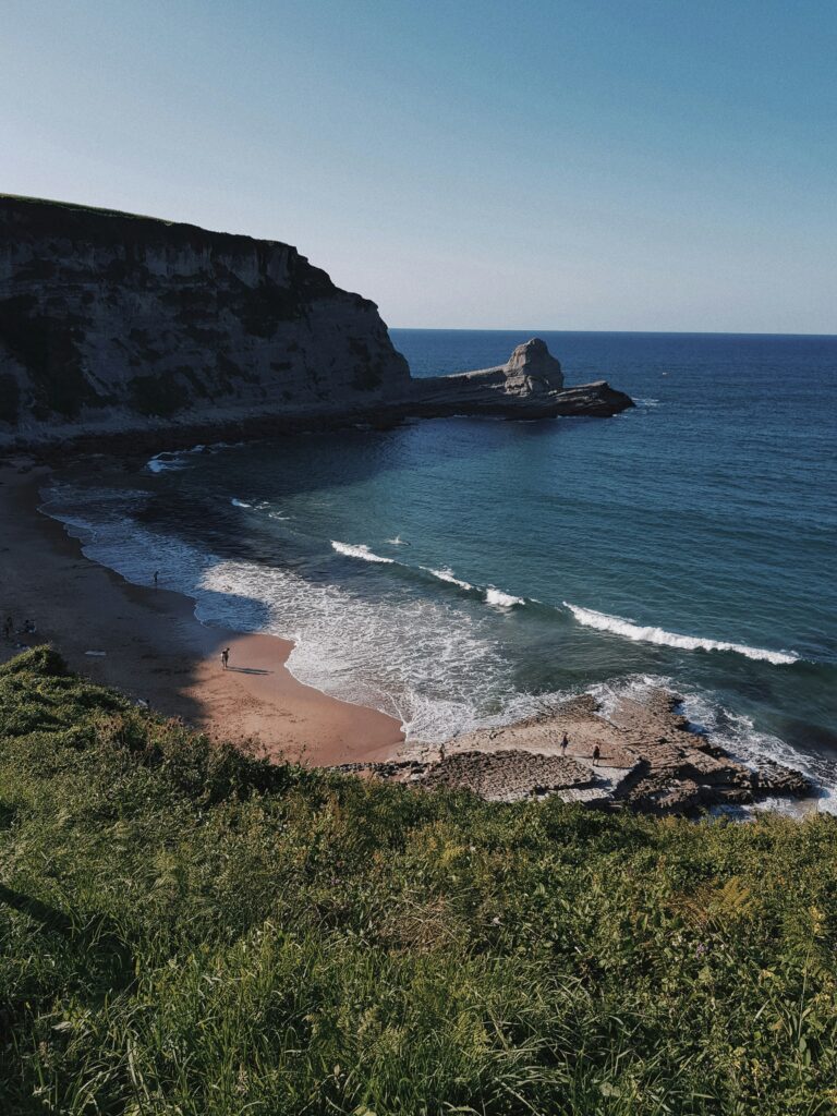 Langre Beach, Cantabrië, Spanje. Foto copyright Pablo Ramos op Unsplash