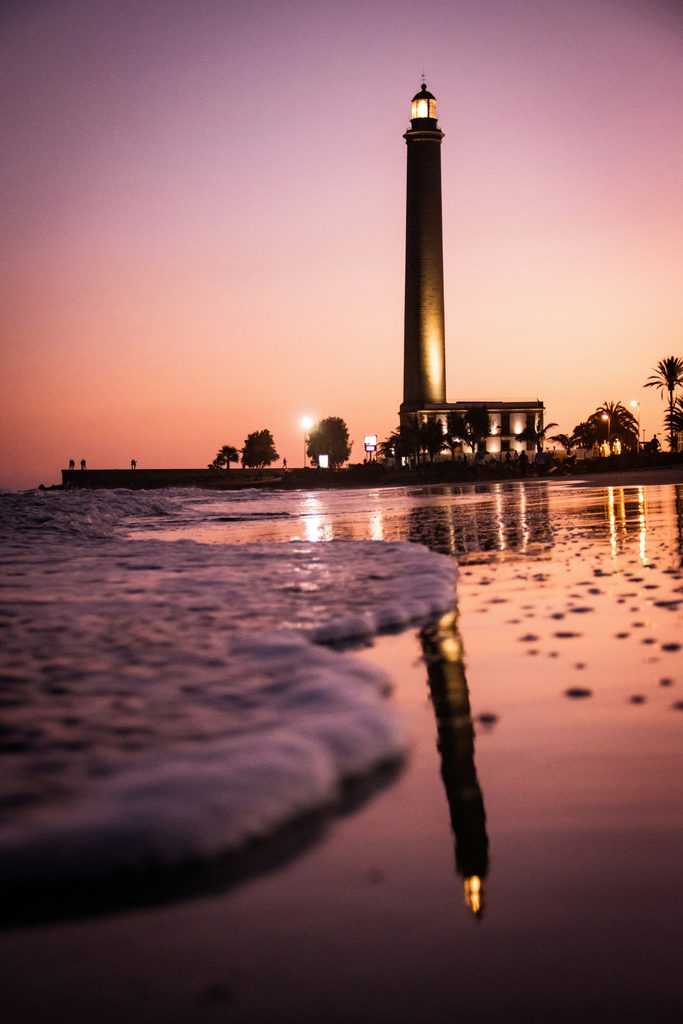 Plaza del Faro, Maspalomas, Spanje. Foto van Florian Wehde op Unsplash